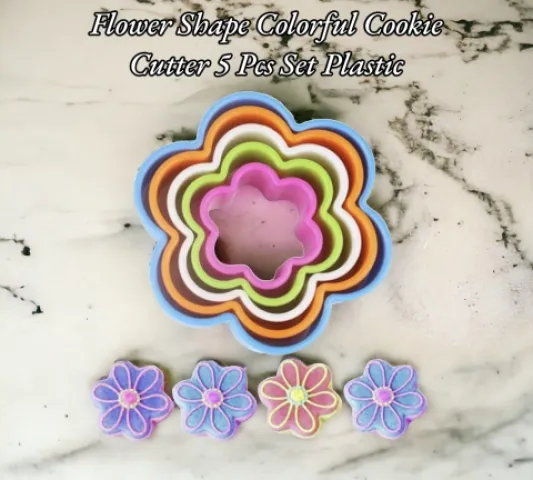 Flower Shape Colorful Cookie Cutter 5 Pcs Set Plastic